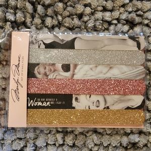 Marilyn Monroe nail files